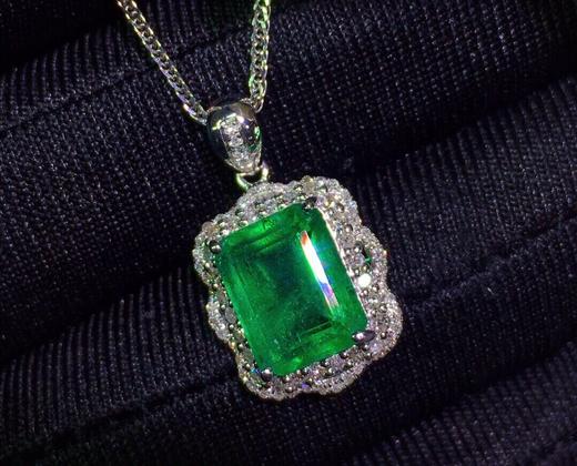 2.65ct 祖母绿吊坠 商品图5