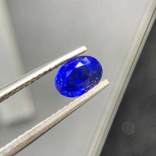 1.21ct 蓝宝石裸石 商品图3