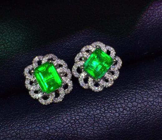 1.35ct 祖母绿耳钉 商品图4