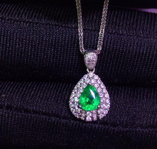 0.8ct 祖母绿吊坠 商品图2