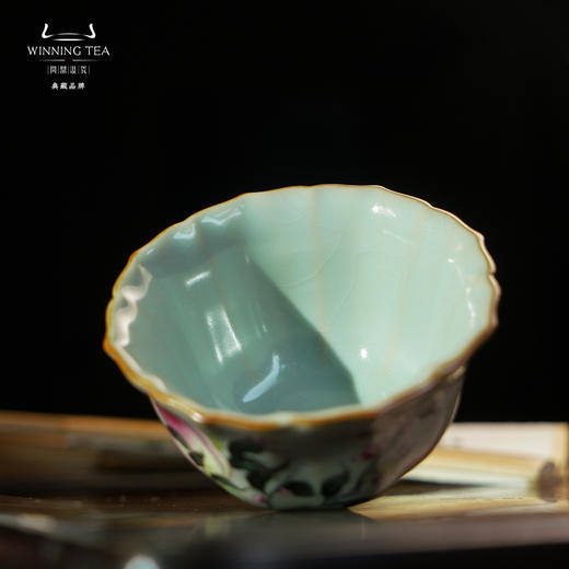 问鼎汝瓷鼎峰系列天青沐菊杯(纷华盛福) 商品图1