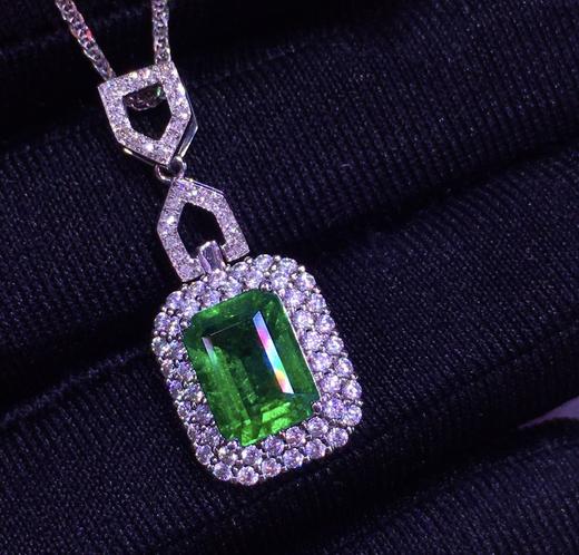 1.96ct 祖母绿吊坠 商品图4