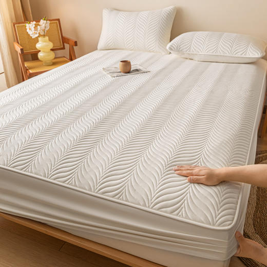 a类防水夹棉床笠全包型床罩家用可机洗加厚防滑席梦思款保护套隔尿床单孕妈专用款 商品图1