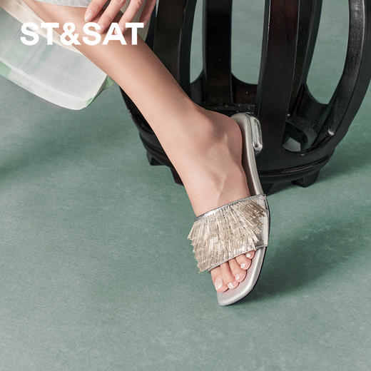 星期六时髦闪烁流苏粗跟凉拖SSC2110322 商品图1