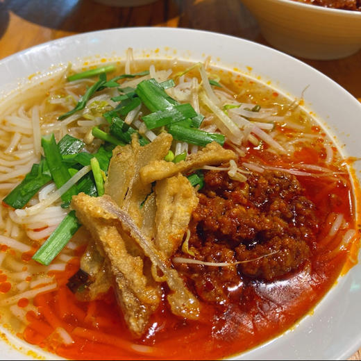 【特色酥肉炸酱米线/米线好吃肉香汤好喝】 商品图1