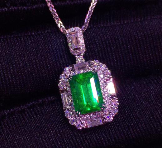 1.31ct 祖母绿吊坠 商品图5