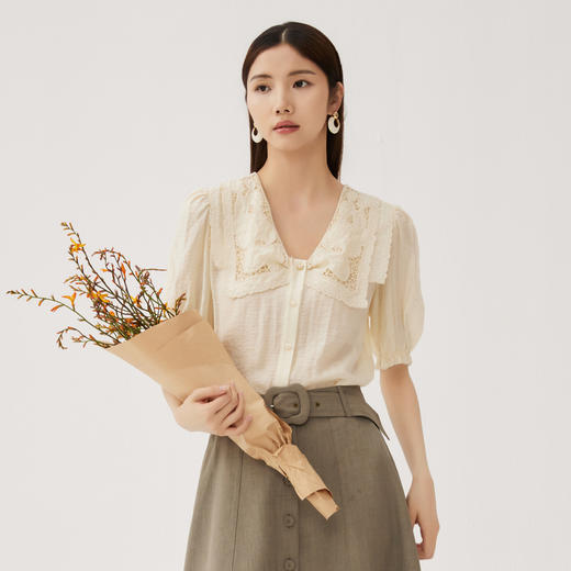 谜底娃娃领上衣衬衣女2024秋季新品文艺风刺绣衬衫短袖243MC0987 商品图0