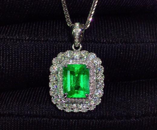 1.9ct 祖母绿吊坠 商品图3