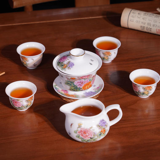 《国色天香》重工粉彩茶具 牡丹大王张松茂、粉彩女王徐亚凤之作 商品图5