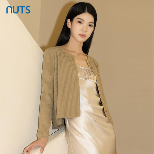 NUTS2023秋季新款针织开衫女通勤时尚风毛织短外套4380521A1 商品图1