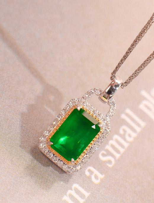 1.9ct 祖母绿吊坠 商品图4