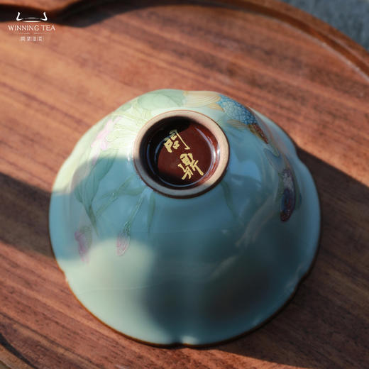 问鼎汝瓷天青老款大葵口杯(小池清荷) 商品图4