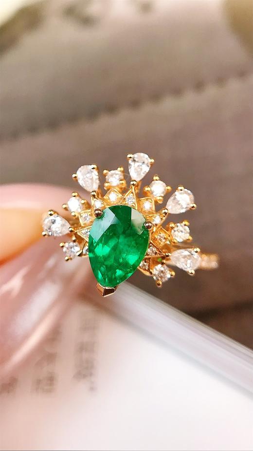 0.75ct 祖母绿戒指 商品图3