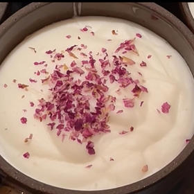 【云南特色鲜奶米布】