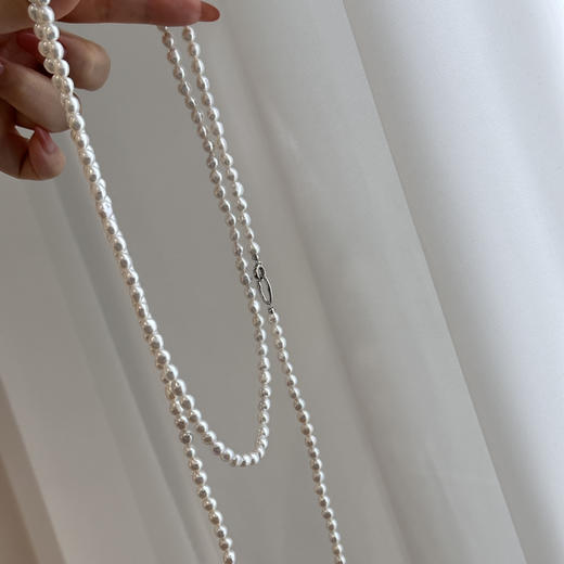 ji致强光，bao亮松弛感，120cm造型长项链，巴洛克珍珠5-6mm，很干净几乎无暇，珠光很亮很亮 各种好搭配 商品图4