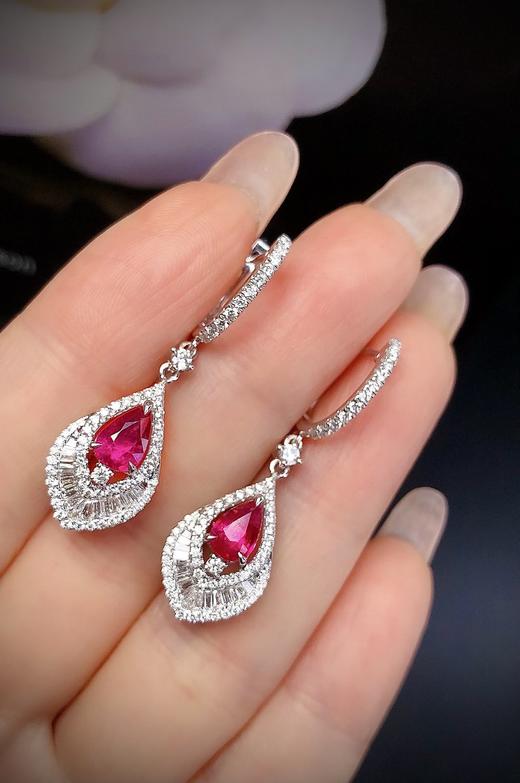 2.05ct 6.42g 红宝石耳环 商品图2