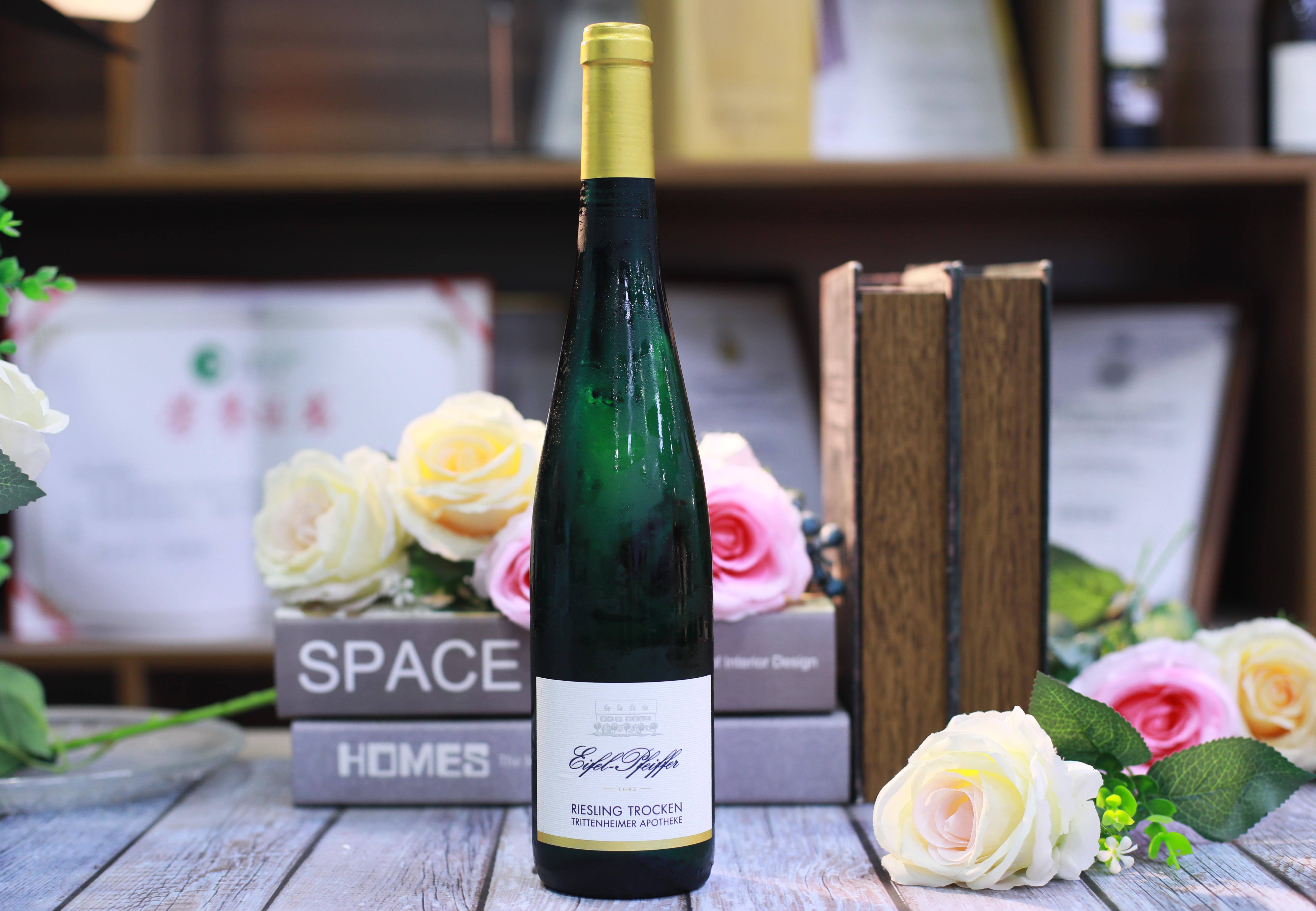 德国奇药园雷司令干白葡萄酒下单后请联系微信客服