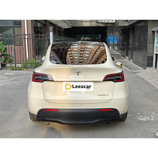 特斯拉 Model Y 后轮驱动版【长租-北京】 商品图4