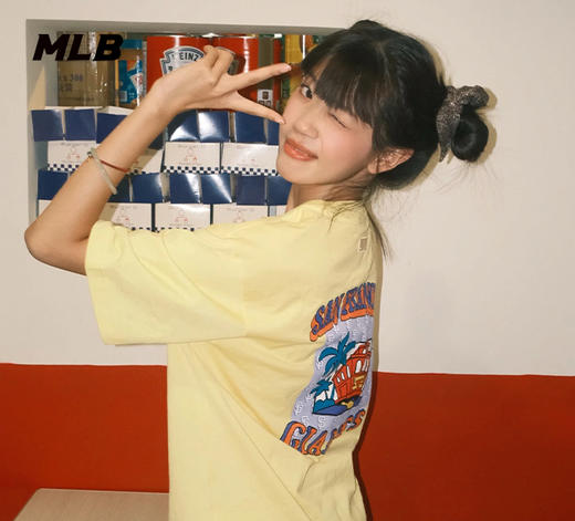 MLB男款女款情侣款2023年夏季男女情侣卡通印花宽松运动T恤3ATST0133 商品图2