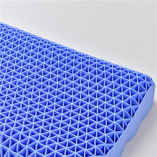 阿基里斯（Achilles）日本可水洗黑科技无压枕 克莱因蓝TPE枕头 高弹波浪款加大 商品图6