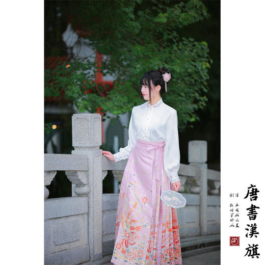 【天香引·瑞羽】马面裙织金妆花改良国风新中式鸾凤嗅花粉马面套装 商品图4