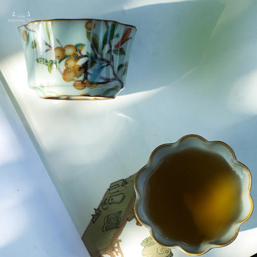 问鼎汝瓷鼎峰系列天青老款簪花杯 (傲骨峥嵘) 商品图2