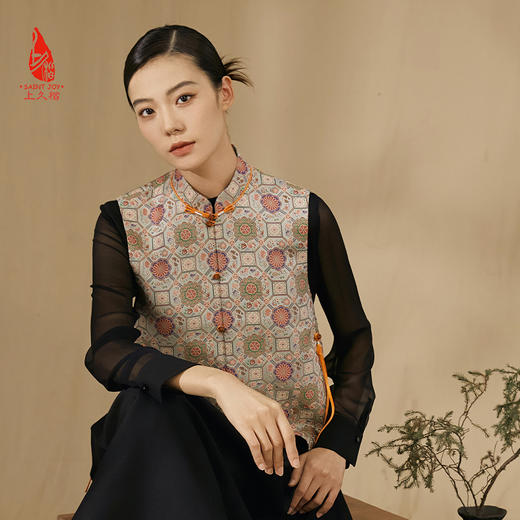 SAINTJOY/上久楷宋锦女士马甲 米绿地五彩霞锦  复古 新中式 马夹 DWS24001 商品图1