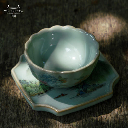 问鼎汝瓷鼎峰系列老款莲花杯（春归花盛） 商品图1