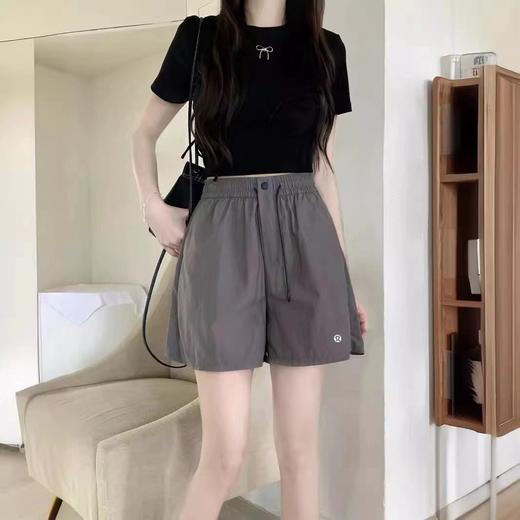 lulu速干阔腿伞裤显瘦休闲运动松紧腰短裤 商品图9