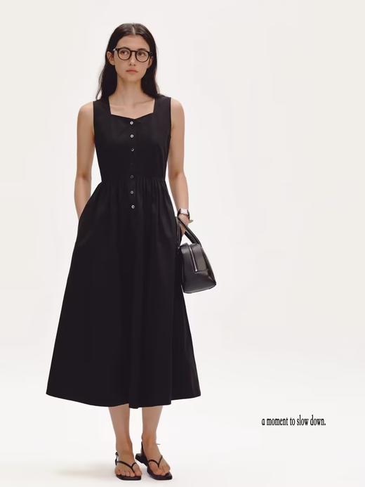 shyshystill/shy202304008/宽肩带无袖连衣裙 商品图0