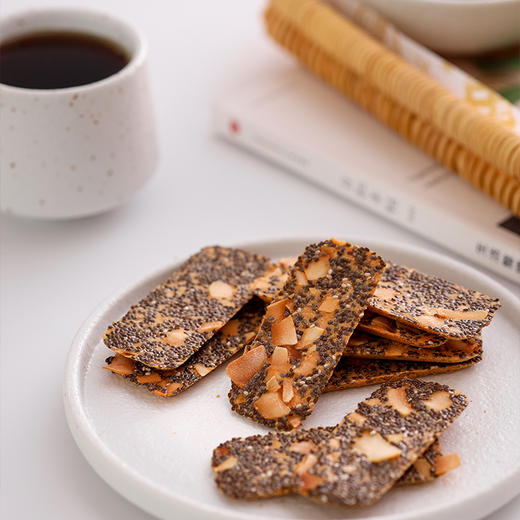 高纤又饱腹！米惦【奇亚籽椰椰】脆片 看得见嚼得动的真材实料  美味不耽误 椰香四溢 全蛋制作 商品图9