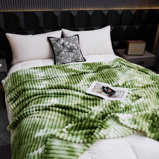 撸猫感牛奶绒毯子午休沙发盖毯新品仿兔毛绒休闲毛毯抽条扎染夏天被子 商品图2