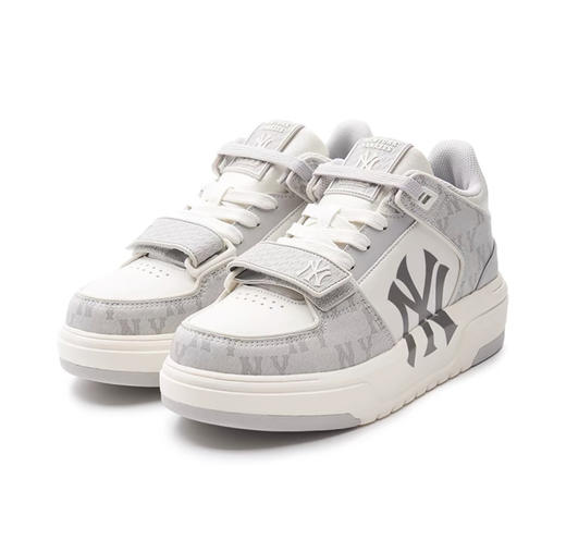 MLB男女情侣老花休闲鞋 老花仿牛仔学长板鞋 商品图0