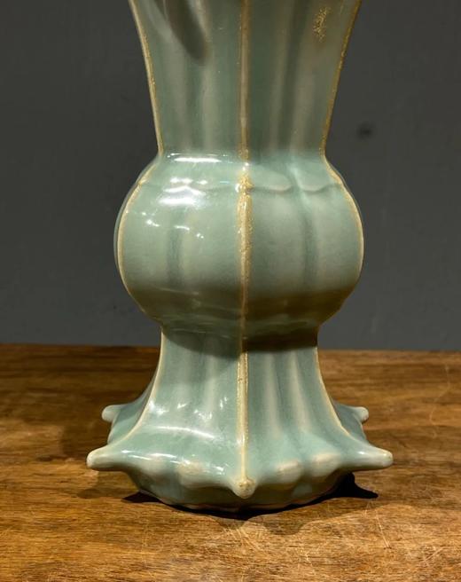 龙泉粉青釉六棱出戟花觚，顺丰包邮 商品图6