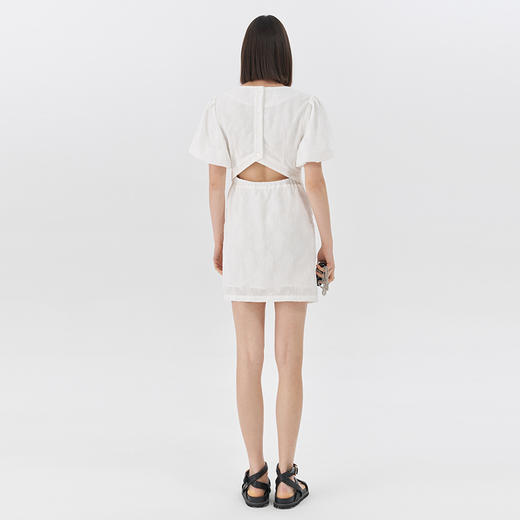 Self Who雪纺提花抗皱初恋小白裙女淑女风背后镂空别致连衣裙 商品图2