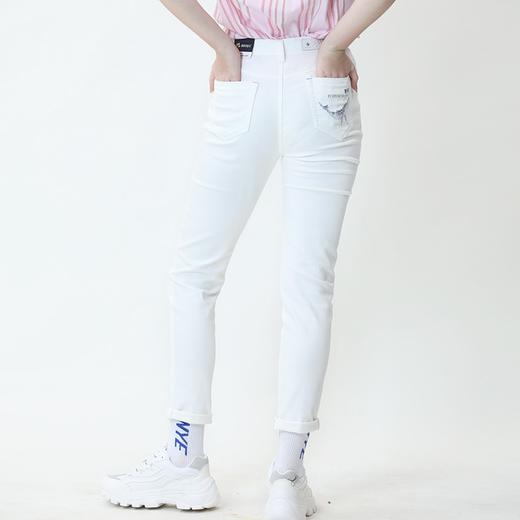 波顿白色休闲裤女纯色显瘦高端长裤子LE228120 商品图1