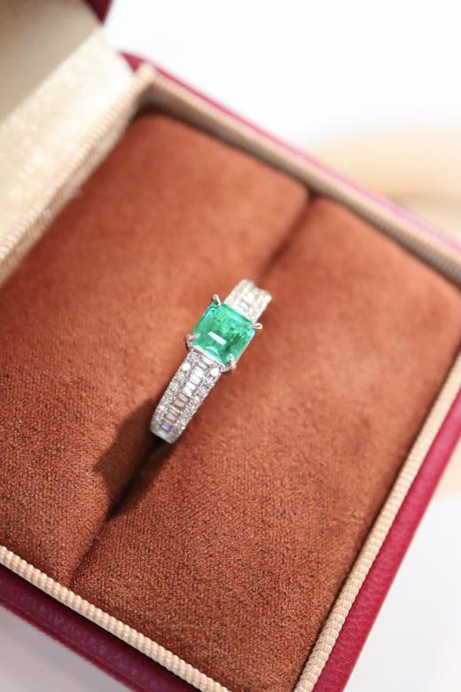 0.91ct 祖母绿戒指 商品图7