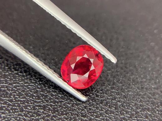1.06ct 红宝石裸石 商品图1