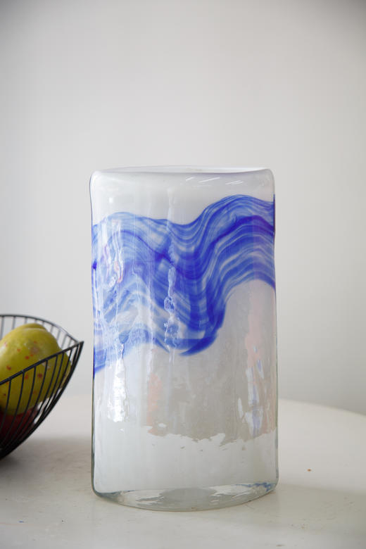 白色蓝纹花瓶 商品图1