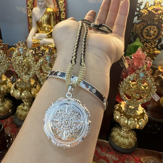 水晶嘎乌银吊坠 商品图2