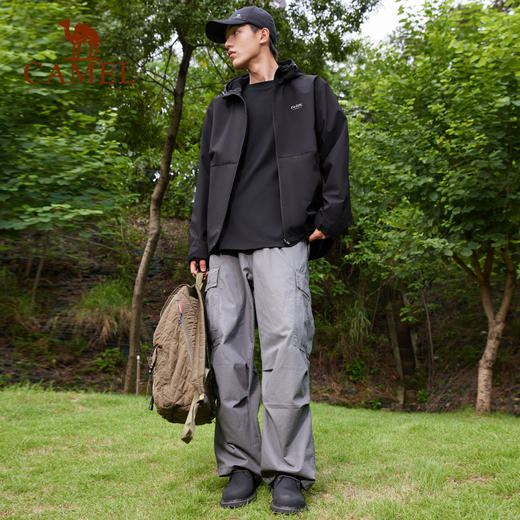 骆驼运动外套女士2024秋冬加绒加厚夹克户外软壳衣防风防水茄克男 C13CA66032 商品图3