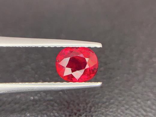1.06ct 红宝石裸石 商品图2
