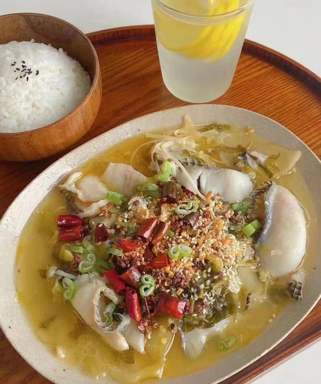 周二取货：【麦子妈老坛酸菜鱼】一袋1.32kg，完整一块鱼肉，不易煮烂！