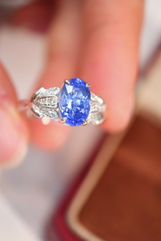 2.1ct 蓝宝石戒指 商品图3