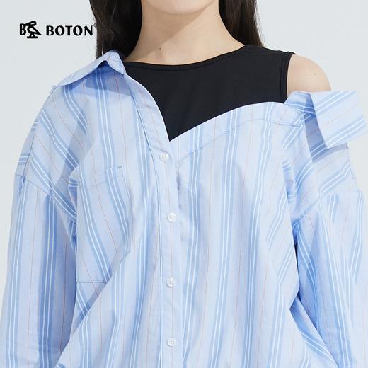 【第2件半价！尾货清仓不退换】波顿春秋条纹斜挂肩假两件衬衫女时尚设计感露肩长袖衬衣LS900121 商品图4