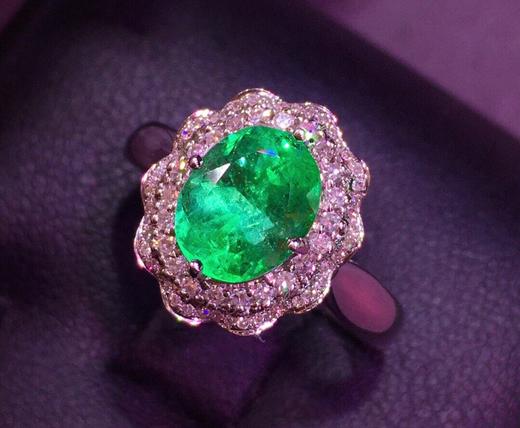 1.85ct 祖母绿戒指 商品图3