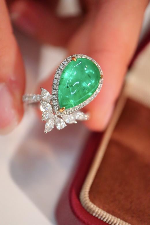 5.75ct 祖母绿戒指 商品图6