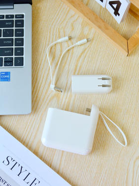 【品牌直发】Auraro变形金刚充电宝❗️充电头➕充电宝➕数据线三合一❗️10000毫安大容量，支持iphone15系列 2024最新科技趋势❗️可自充也可拆卸使用 ✅支持苹果PD20W