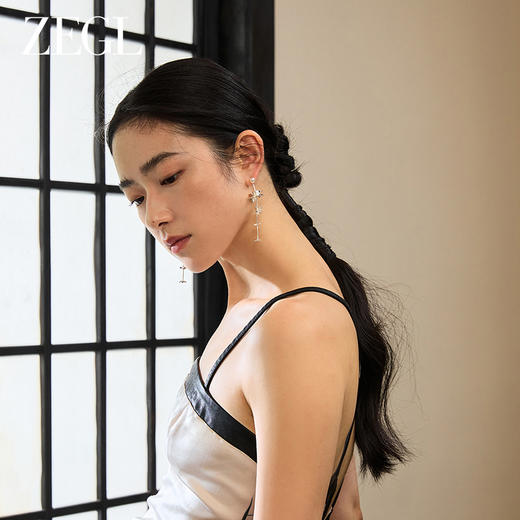 ZEGL设计师东方花影系列花朵耳环女轻奢高级感耳钉人造珍珠耳饰品 商品图2