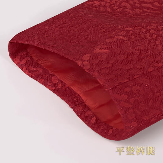 天福-梅花纹枣红-女现代装 商品图6